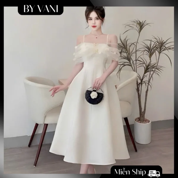 Váy Hai Dây Trễ Vai Voan Xòe Nhẹ M111 BY VANI