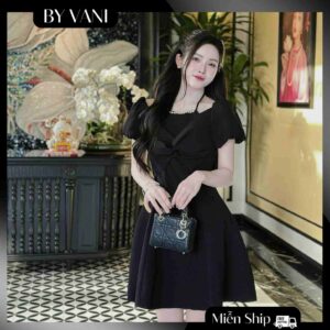 Váy tafta cổ yếm