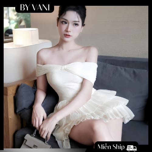 Váy Ren Trễ Vai Voan Tầng Đính Hoa V7 BY VANI