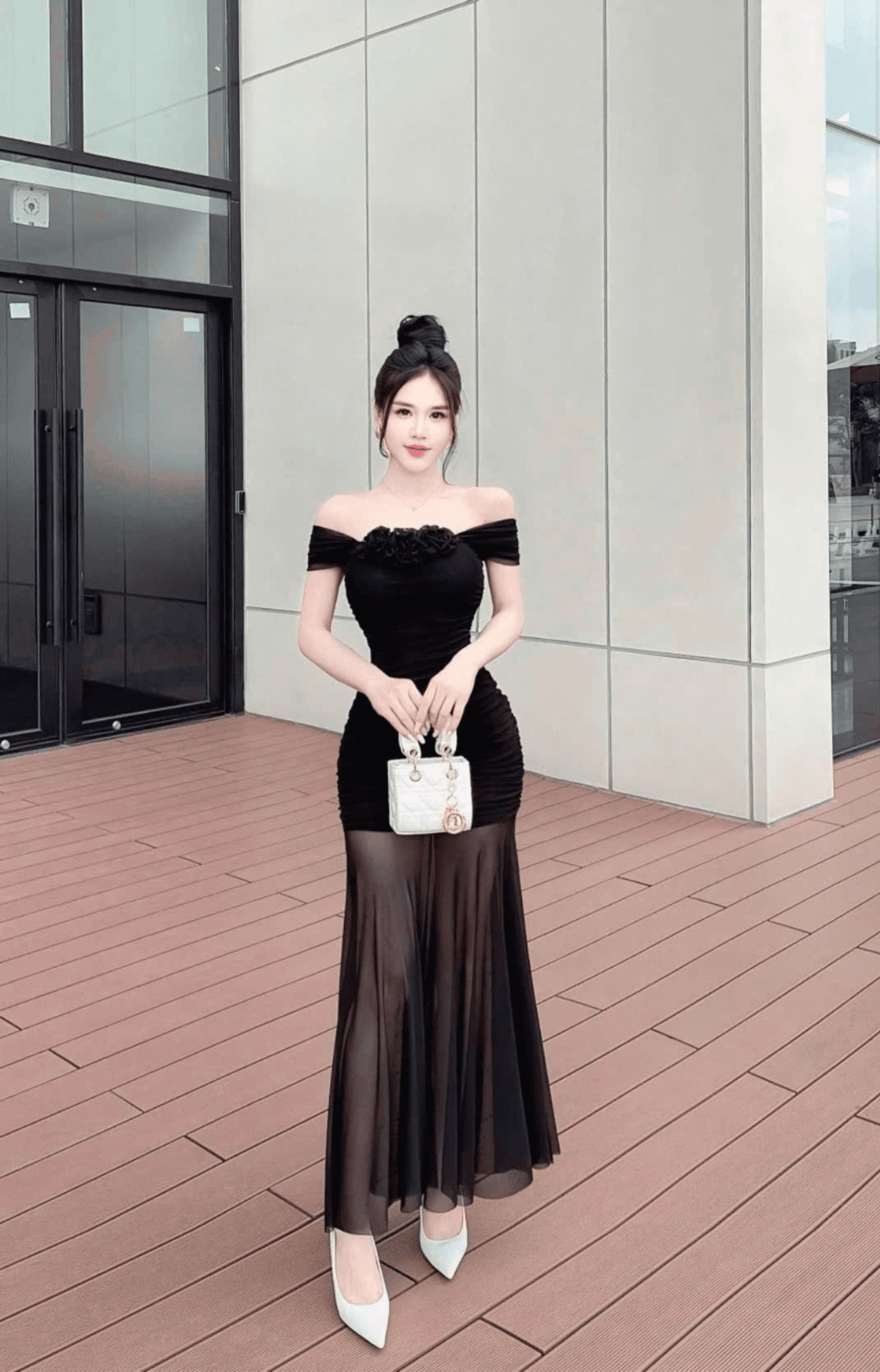 vải tafta may váy