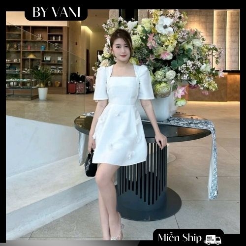 Váy tafta cổ vuông m71