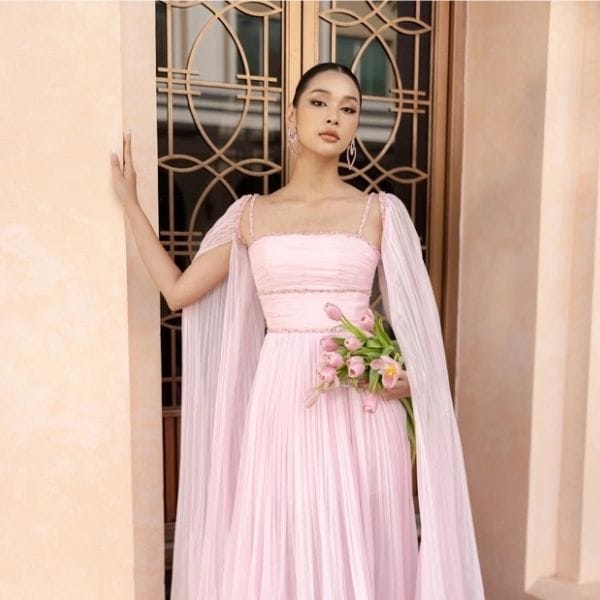Vì sao váy maxi là gì mà được yêu thích đến vậy ?